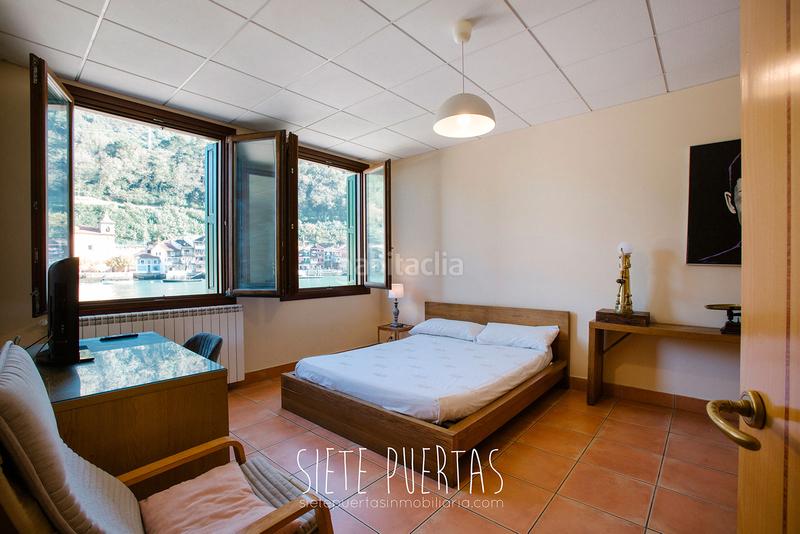 Foto 8c9297c1-3132-4942-8050-72acc01970cc. Casa a schiera con riscaldamento parcheggio in Pasaia