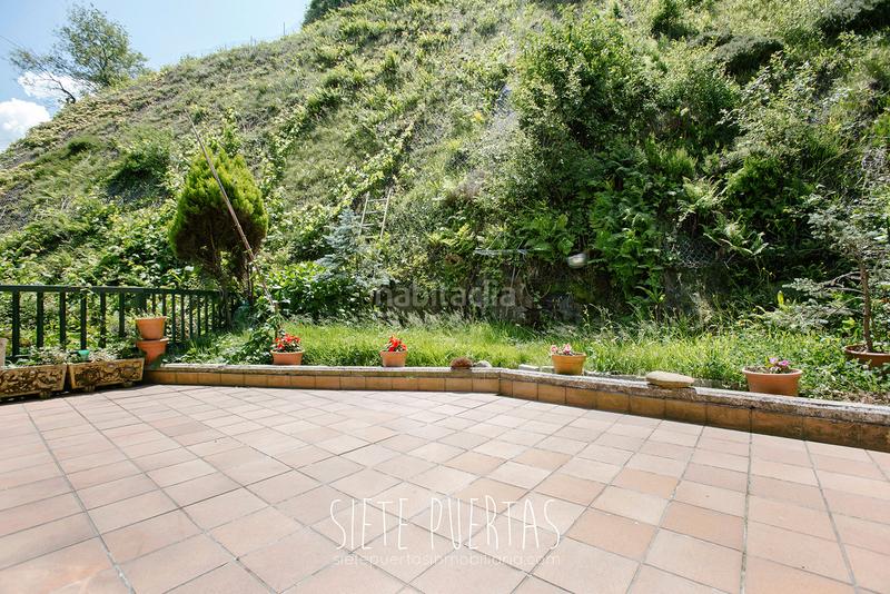 Foto ae502a9e-4fb7-48c7-a896-e51aee4e84d2. Casa a schiera con riscaldamento parcheggio in Pasaia