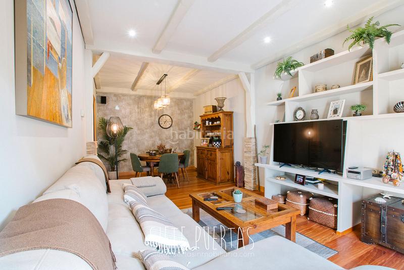 Foto 16f0b679-c6ab-4b83-89c0-030b86a50979. Piso  a capricho en el centro de donostia. 75 m2, 2 habitaciones. balcón corrido. en Donostia - San Sebastián