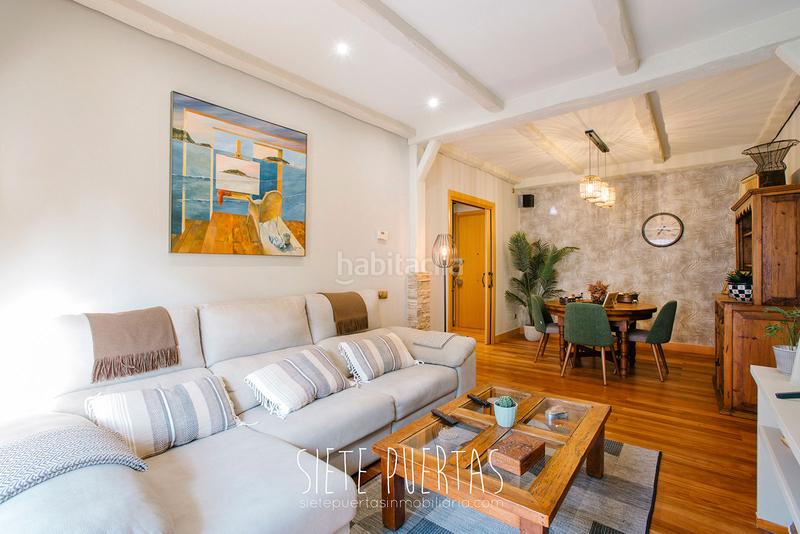 Foto eedb9632-f567-4301-b57b-cf5202434911. Piso  a capricho en el centro de donostia. 75 m2, 2 habitaciones. balcón corrido. en Donostia - San Sebastián