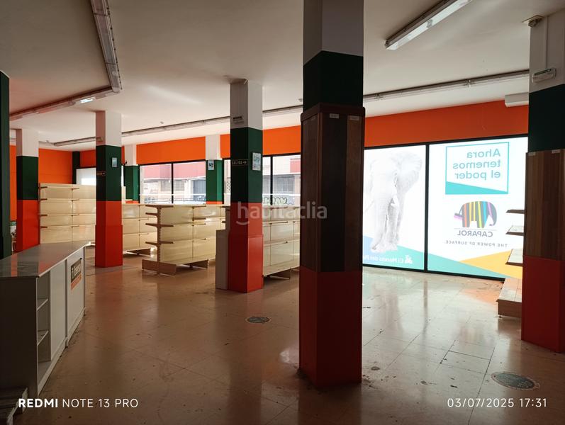 Foto a1996de4-d2eb-4bab-aa12-2bb958f9826b. Local comercial a calle bernardino tirapu 23 a Rochapea Pamplona / Iruña