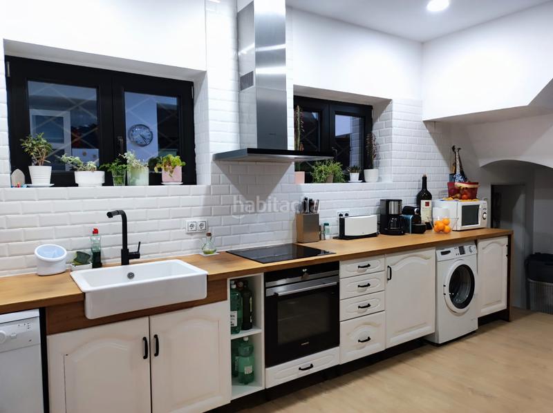 Foto bc42a33a-0bc7-47b3-9ce1-7cf72f4608b7. Maison avec chauffage dans Siétamo