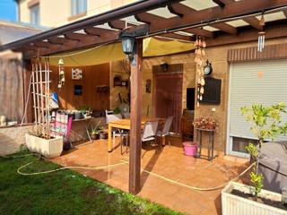 Casa adossada  Calle piscinas. Casa unifamiliar en sietamo