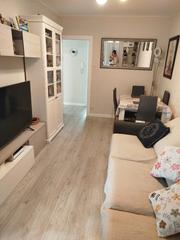 Pis a Pasaje golondrinas 6. Piso de tres habitaciones en pasaje golondrinas