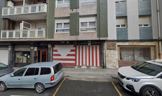 Local commercial à Larrea - San Juan de Dios - Peñota. Local en venta en pedro icaza. tiene vado. superficie aprox. 84