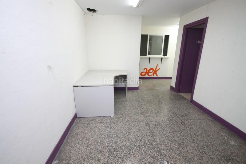 Foto 0af6de52-ba0d-4178-994a-d1620e224034. Local commercial dans doctor fleming 17-19 dans Mamariga Santurtzi