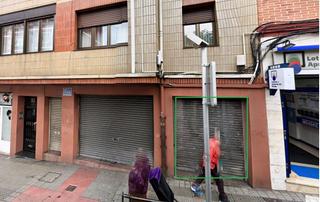 Local commercial à Kabiezes. Lonja y trastero en venta en cabieces de 11 y 7,80  m2 respectiv