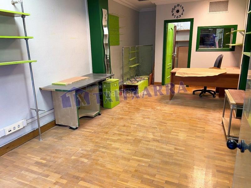 Foto 94c1c44e-b27d-468a-ab4e-c88fa45f6467. Lloguer local comercial a Centro Santurtzi