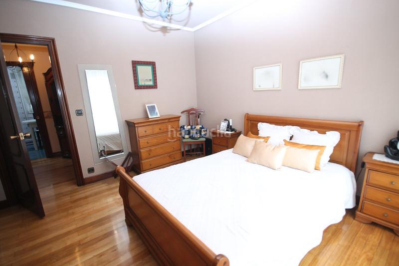 Foto 07ed6887-0a3a-4dce-875d-2323378e0cf0. Piso exclusiva! piso en venta en plaza coscojales ascensor terraza 90 m2 en Santurtzi