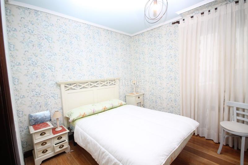 Foto 2d2d0097-d17d-431b-9269-0310b7bab18a. Piso exclusiva! piso en venta en plaza coscojales ascensor terraza 90 m2 en Santurtzi