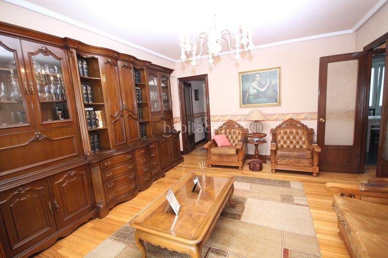 Foto 5400bcb8-50fd-4bcc-b071-d01c7f5a0d82. Piso exclusiva! piso en venta en plaza coscojales ascensor terraza 90 m2 en Santurtzi