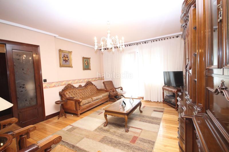 Foto f78a8308-cd30-4c32-8a60-73f793381ca9. Piso exclusiva! piso en venta en plaza coscojales ascensor terraza 90 m2 en Santurtzi