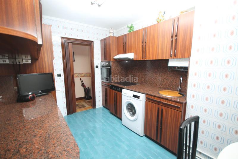 Foto fe58f81b-9df2-4ecd-9356-362ef447f906. Piso exclusiva! piso en venta en plaza coscojales ascensor terraza 90 m2 en Santurtzi