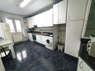 Lloguer Pis a Centro. Piso en alquiler en zona centro  cerca de la boca del metro .