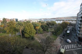 Etagenwohnung  Cristóbal murrieta. Precioso piso en el parque de santurtzi  muy amplio  con vistas