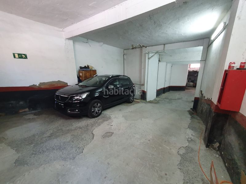 Foto e4ddcbd1-4acf-459b-b1af-fe608d0c10e1. Aparcament cotxe a Mamariga Santurtzi