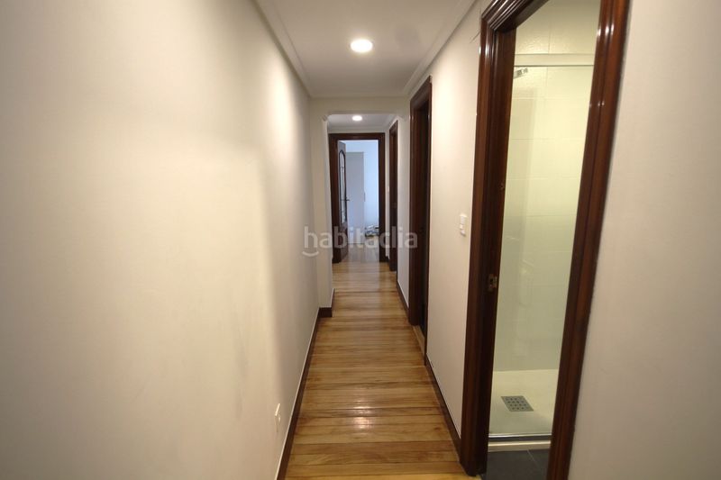 Foto 4f4f35d3-71f0-4d02-bc38-661dbf0dbace. Pis a Centro Santurtzi