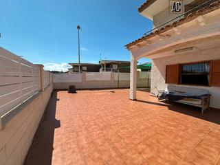 Casa pareada en Los Narejos_Punta Calera. Chalet soleado en los alcazares
