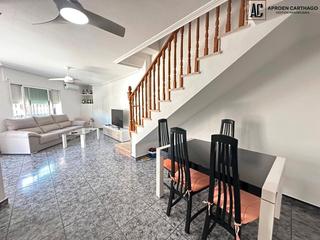 Casa pareada en Los Cuarteros. ?? dplex reformado a 400 m del mar en san pedro del pinatar