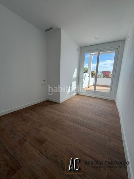 Foto 1bd7e5df-bcfd-473c-abc9-dc5a86f8df68. Chalet dúplex de 3 dormitorios con terrazas y patio en Los Dolores en Cartagena