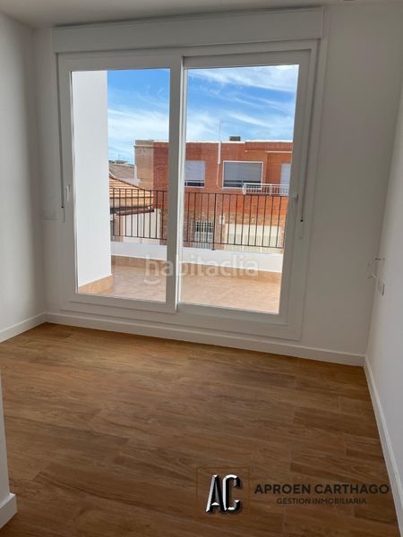 Foto 44f214ab-ff7f-462a-9e98-d7565b1d3f98. Chalet dúplex de 3 dormitorios con terrazas y patio en Los Dolores en Cartagena