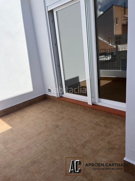 Foto c2deb0cc-027c-45ce-b15d-f9e2f8a6d0ce. Chalet dúplex de 3 dormitorios con terrazas y patio en Los Dolores en Cartagena