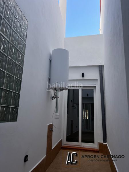 Foto c6927486-e4fe-4b14-8cb8-5e716a2fba1a. Chalet dúplex de 3 dormitorios con terrazas y patio en Los Dolores en Cartagena