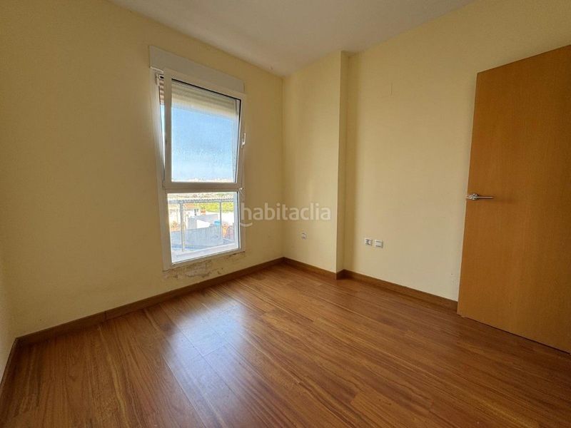 Foto a9881c56-b83e-4841-9415-b02ab1e8520c. Pis a Benifaió