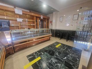 Casa a Alberic. Hornopanaderia  casa en perfecto estado con posibilidad de opcio