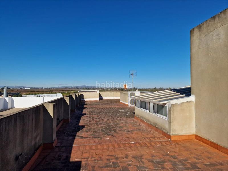 Foto 7915213f-400f-4b77-8336-b6d1cf11a459. Gebäude in Guadassuar