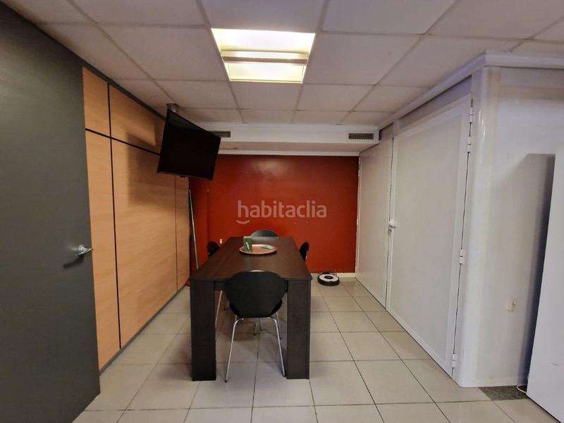 Foto 912072fe-26b3-4410-9fa7-6566625fc496. Gebäude in Guadassuar