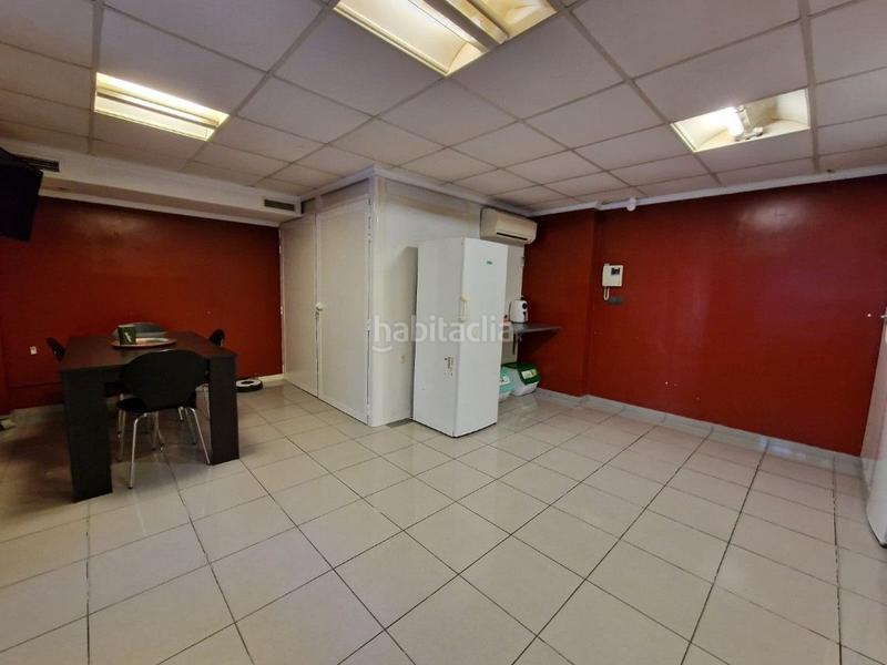 Foto 91d7fb3b-e692-43ad-94d3-8513515d11fe. Gebäude in Guadassuar