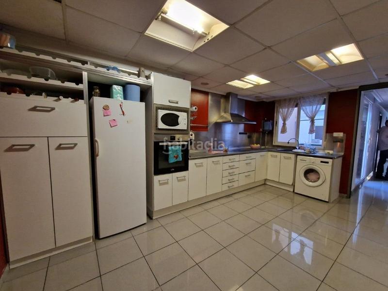 Foto bc8df4a3-f4b4-4d5b-b8bf-e3431afe01cd. Gebäude in Guadassuar