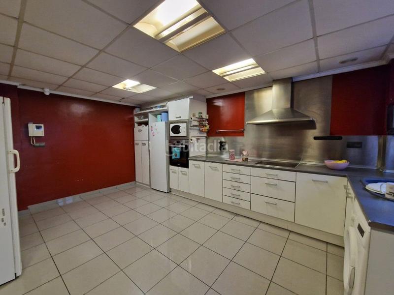 Foto c626caf8-5df5-41d9-9777-a769ef6b3bd8. Gebäude in Guadassuar