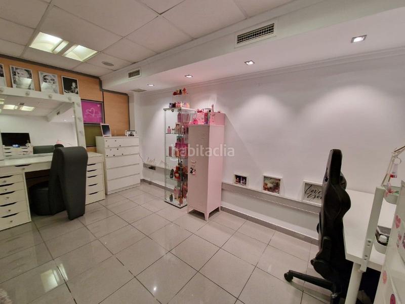 Foto e411b1a7-2a6b-43bf-99c9-b0aa10f70d67. Gebäude in Guadassuar