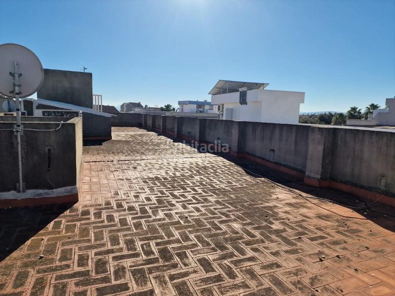 Foto ef3a8b8d-50af-4c5e-8bb3-9974a4c8631a. Gebäude in Guadassuar