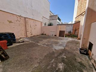 Casa a Simat de la Valldigna. Casa independiente con jardin para rehabilitar totalmente a tu g