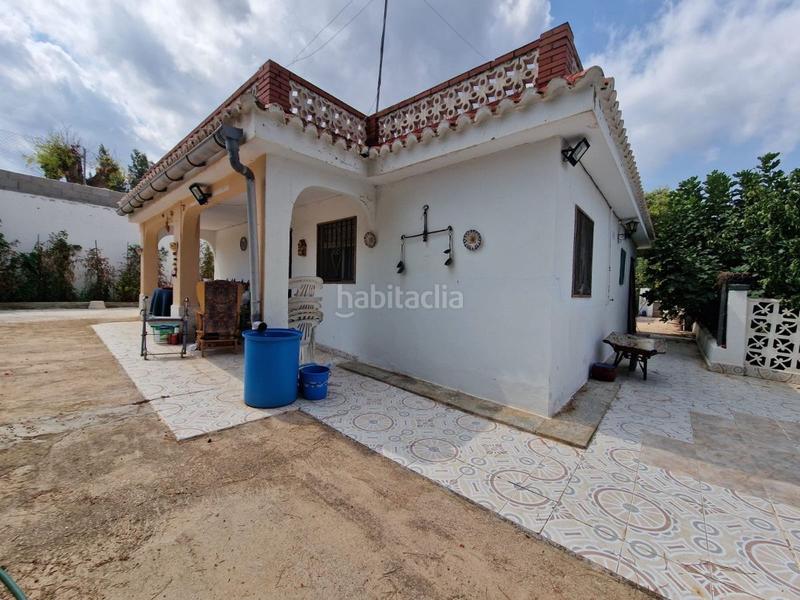 Foto 7e5efab7-9d8d-483b-bb8b-3ab4a740322c. Casa chalet independiente bien situado con amplio terreno en Monserrat