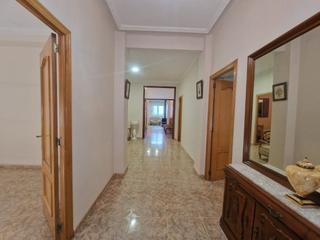 Casa a Benigànim. Casa independiente en perfecto estado con gran garaje privado