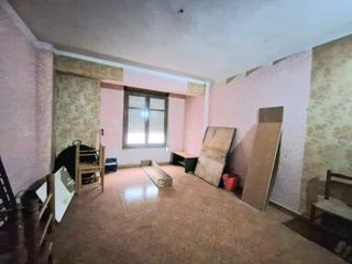 Pis en Canals. Centrico para reformar completamente a tu gusto