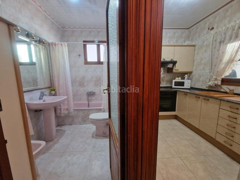 Foto 6d137c8a-ee06-4974-aed7-afcfc75ede60. Casa  amplia y centrica en buen estado y con garaje en Alberic