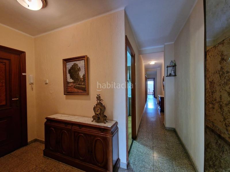 Foto bb5f3293-b0c0-42d4-8e7e-f3d1d84a0c14. Piso centrico y bien ubicado con terraza en Plaza Xúquer Paiporta