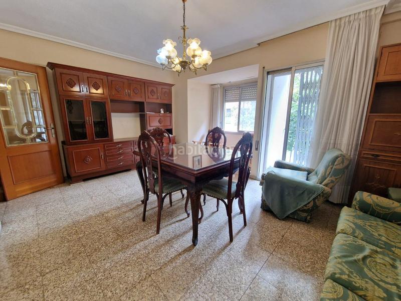 Foto e7fd8ef5-b527-4395-9394-1369b3d1c139. Piso centrico y bien ubicado con terraza en Plaza Xúquer Paiporta