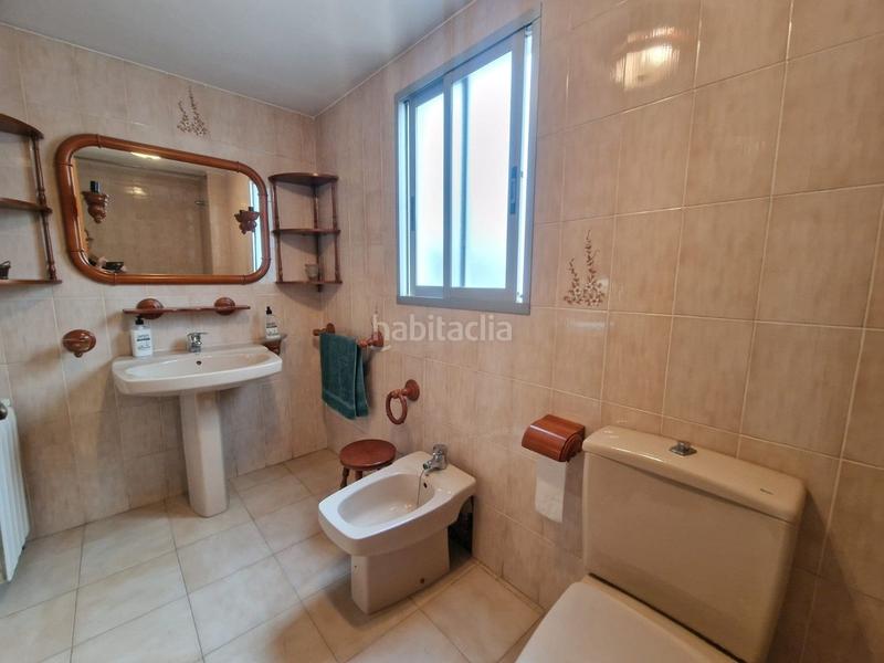 Foto 0274c5e9-7e8d-448e-b996-e7fad9b673c8. Edificio  centrico de 3 viviendas en perfecto estado con garaje y trastero en Alberic