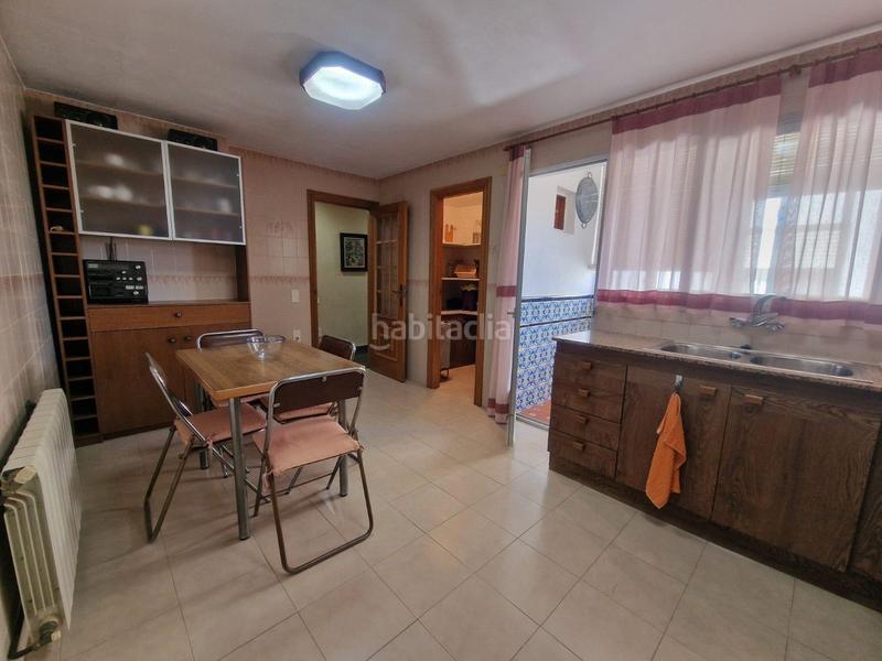 Foto 428dba7b-33e2-4d35-9136-a301aff5e6ed. Edificio  centrico de 3 viviendas en perfecto estado con garaje y trastero en Alberic