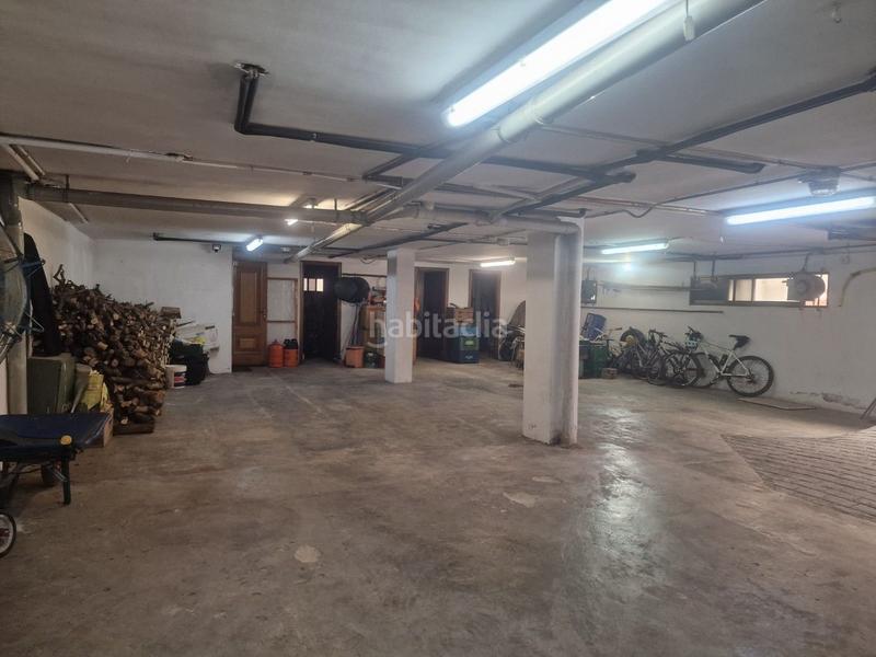 Foto 53f09b24-b9a5-4491-baa8-83d77e319f12. Edificio  centrico de 3 viviendas en perfecto estado con garaje y trastero en Alberic