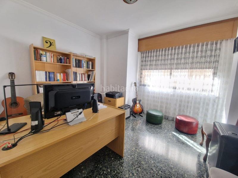 Foto 57ab5073-8ae2-4902-813c-ccffb8a8d35e. Edificio  centrico de 3 viviendas en perfecto estado con garaje y trastero en Alberic