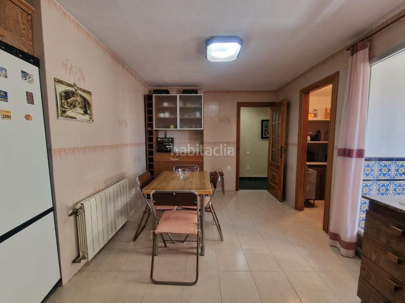 Foto 8aeded1c-afcd-4a0a-98e3-0958950d5e89. Edificio  centrico de 3 viviendas en perfecto estado con garaje y trastero en Alberic