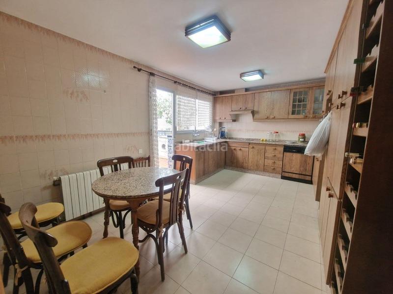 Foto 958fa818-54f8-4925-add6-c7f7a210811f. Edificio  centrico de 3 viviendas en perfecto estado con garaje y trastero en Alberic