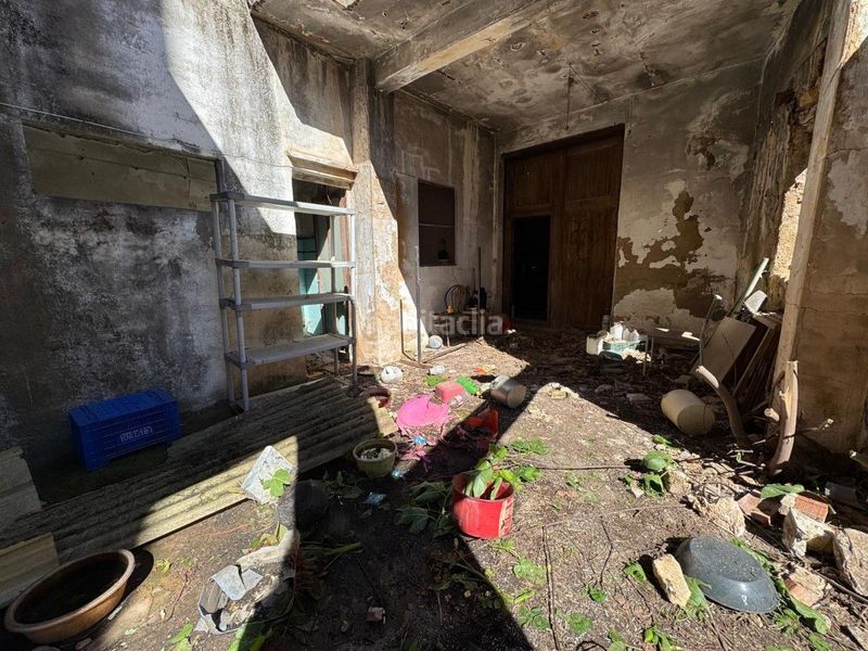 Foto 78d71648-3968-4c31-942b-80cc3ad4b0d6. Casa  esquinera y centrica con garaje para rehabilitar totalmente en Llosa de Ranes